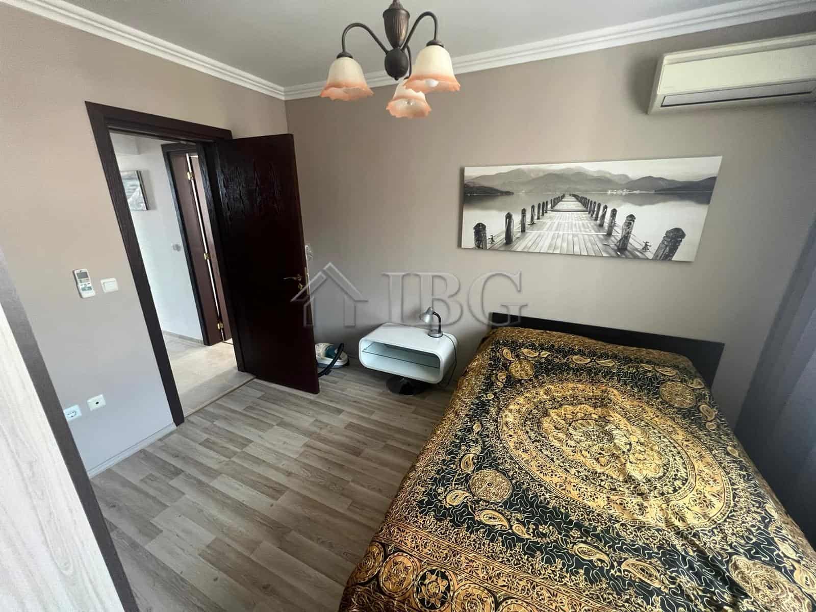 Spacious 3-bedroom apartment with yacht harbor views in Caprice, Sveti Vlas, perfect for seaside liv.