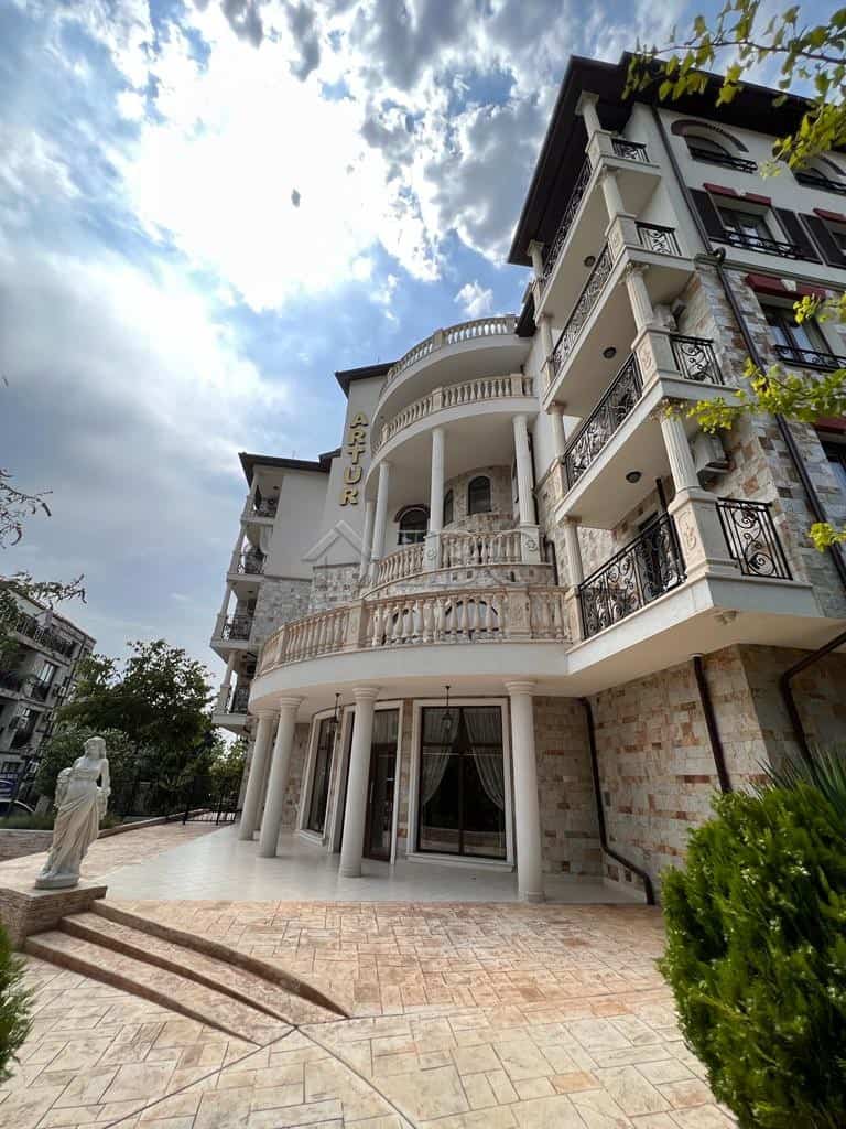 Elegant three-level apartment with panoramic sea views in Sveti Vlas, Bulgaria.