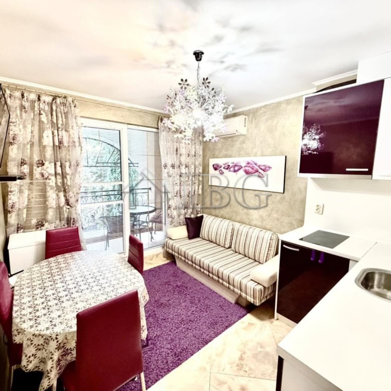 Cozy one-bedroom apartment with private park space in Venera Palace, Sunny Beach, offering comfort a.