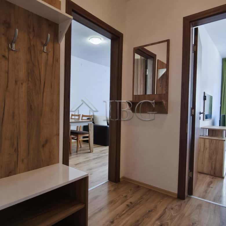 Bright one-bedroom apartment in Chateau Aheloy 2, Aheloy, perfect for sale.