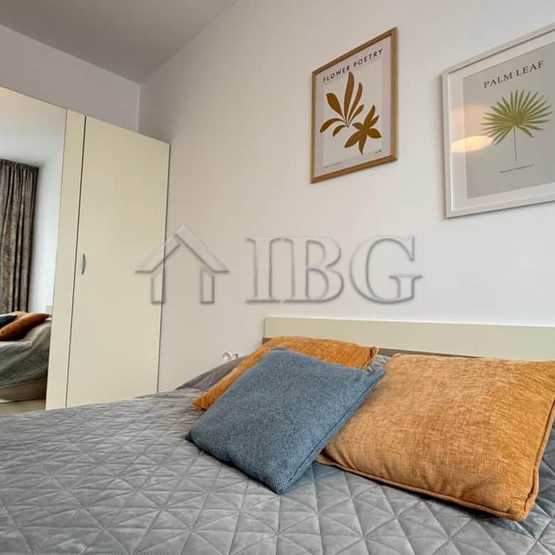 Bright 1-bedroom apartment with sea views at Pomorie Beach Resort, ideal for relaxing holidays or in.