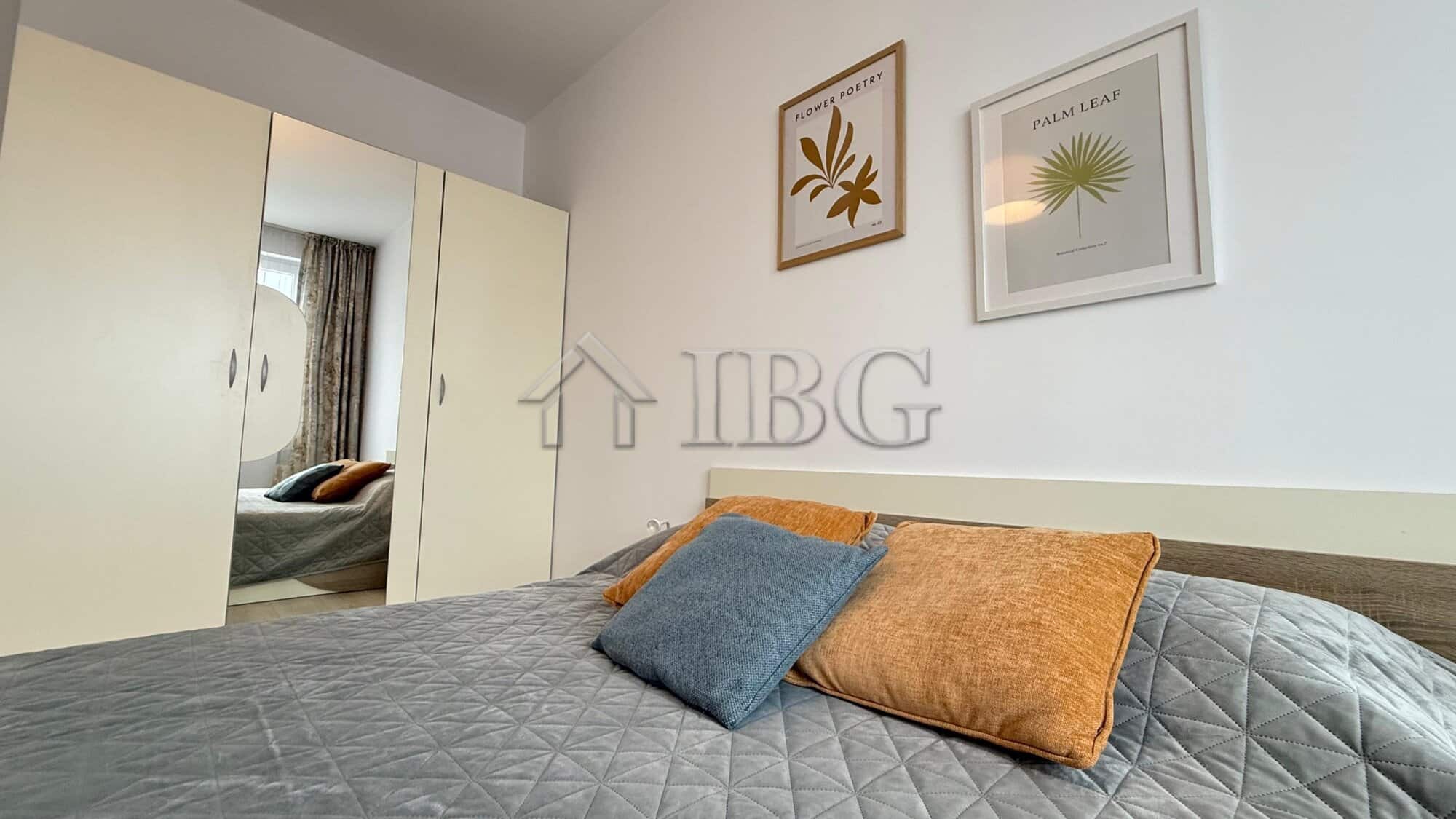 Bright 1-bedroom apartment with sea views at Pomorie Beach Resort, ideal for relaxing holidays or in.
