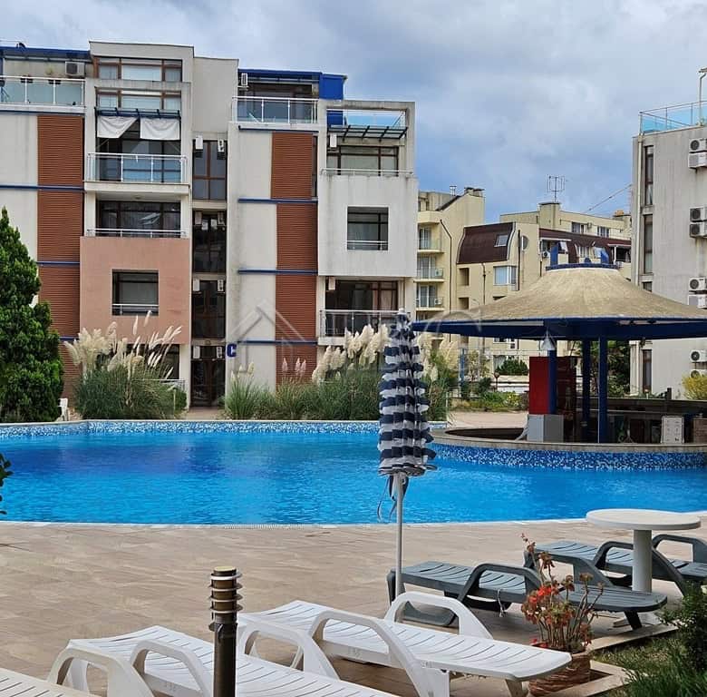 Modern furnished studio with separate kitchen and balcony in Sun City 1, Sunny Beach. Ideal for comf.