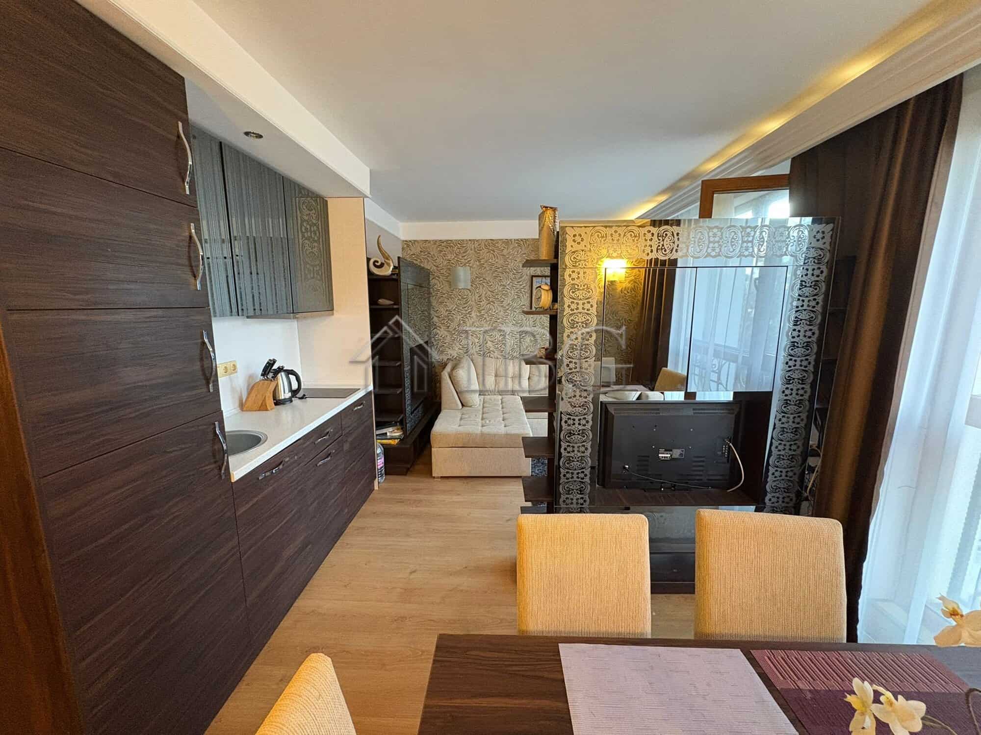 Apartment with pool view, 2 bedrooms, 2 bathrooms in Harmony Palace, Sunny Beach.