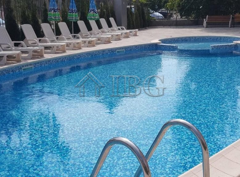 Outdoor swimming pool with clear blue water at Gerber 4 Residence, Sunny Beach.