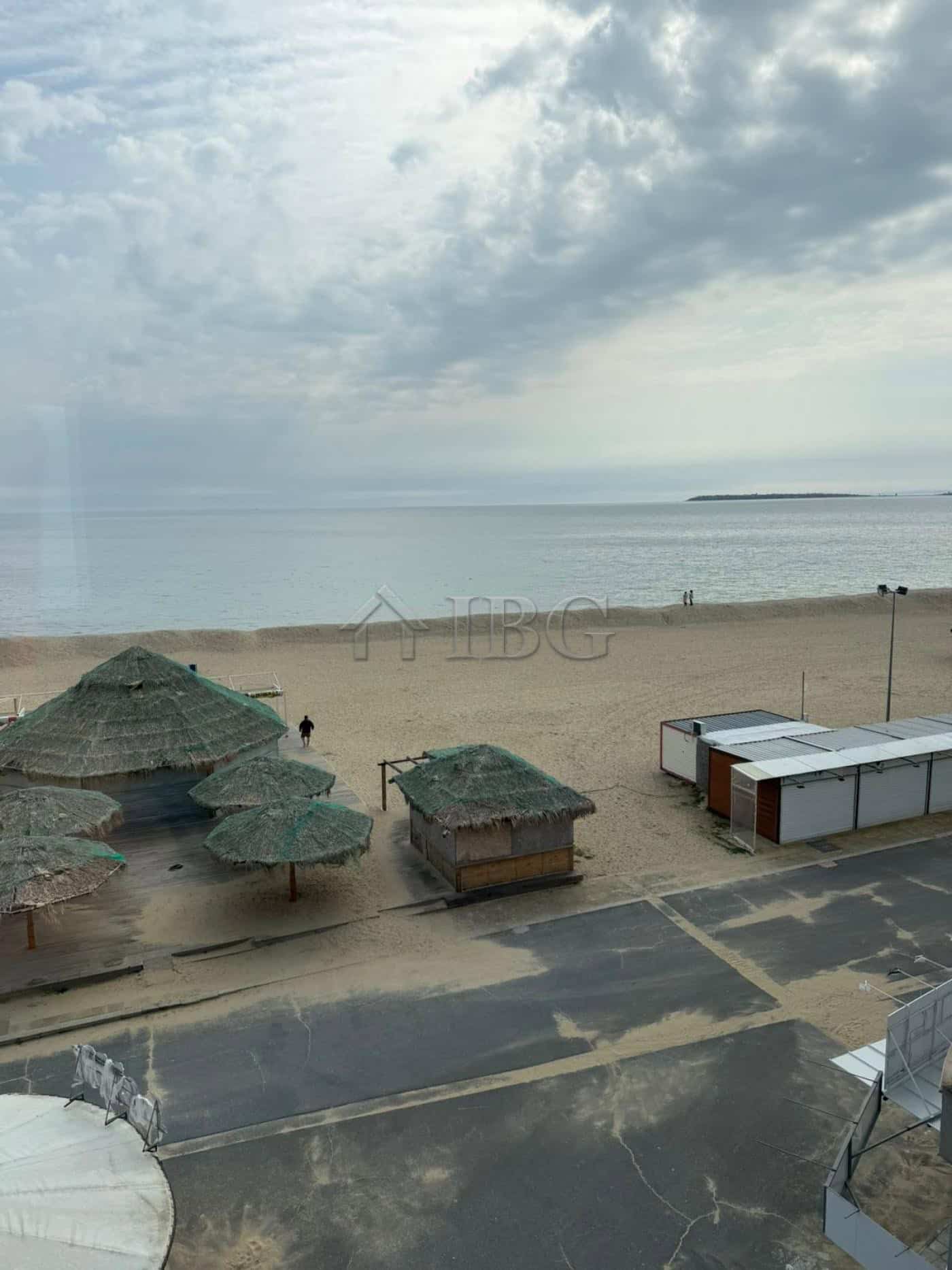 Seaside apartment with direct beach access in Sunny Beach, Bulgaria, perfect for relaxing holidays.
