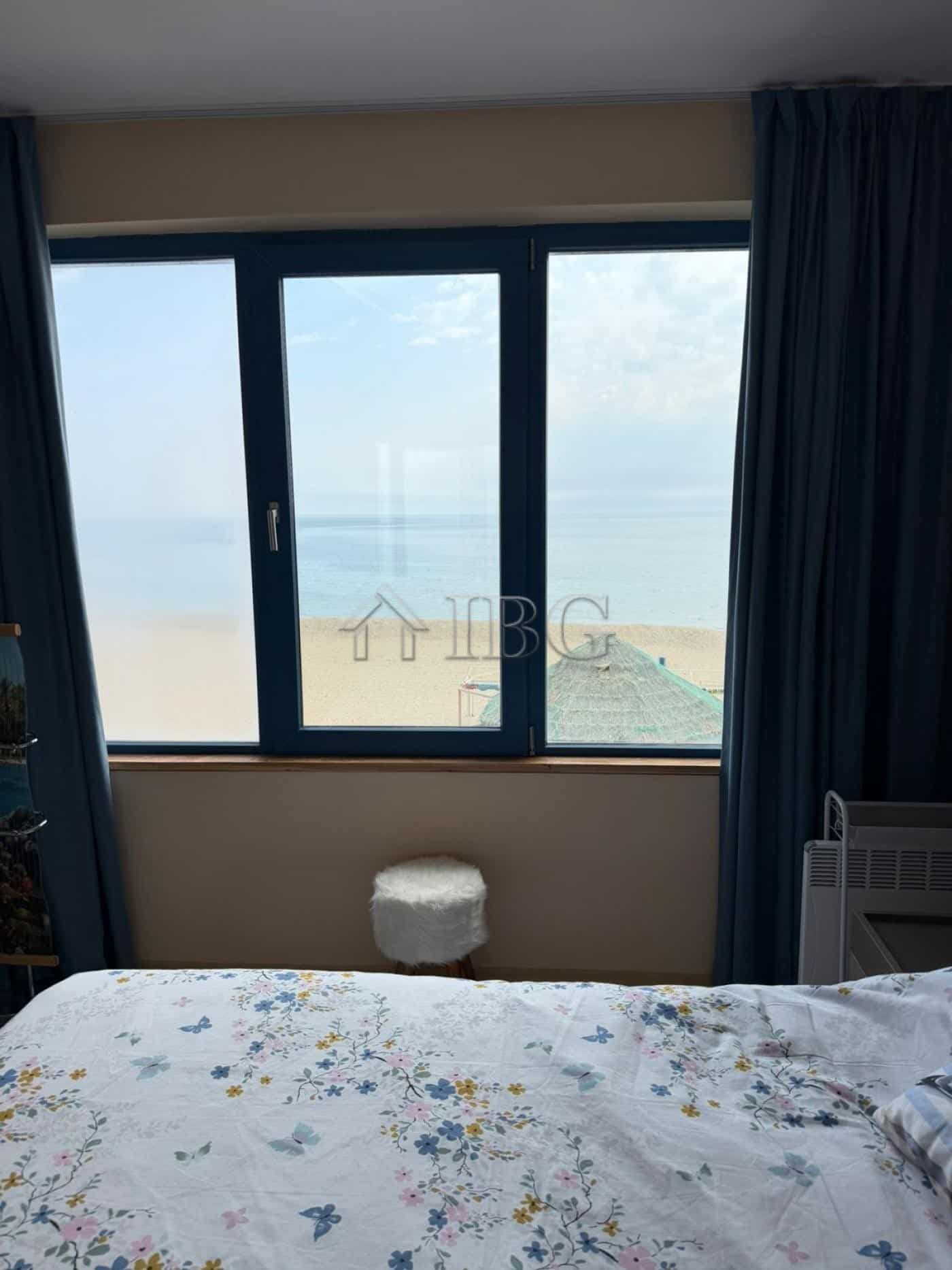 Sea view 1-bedroom apartment in building Summer, Sunny Beach.