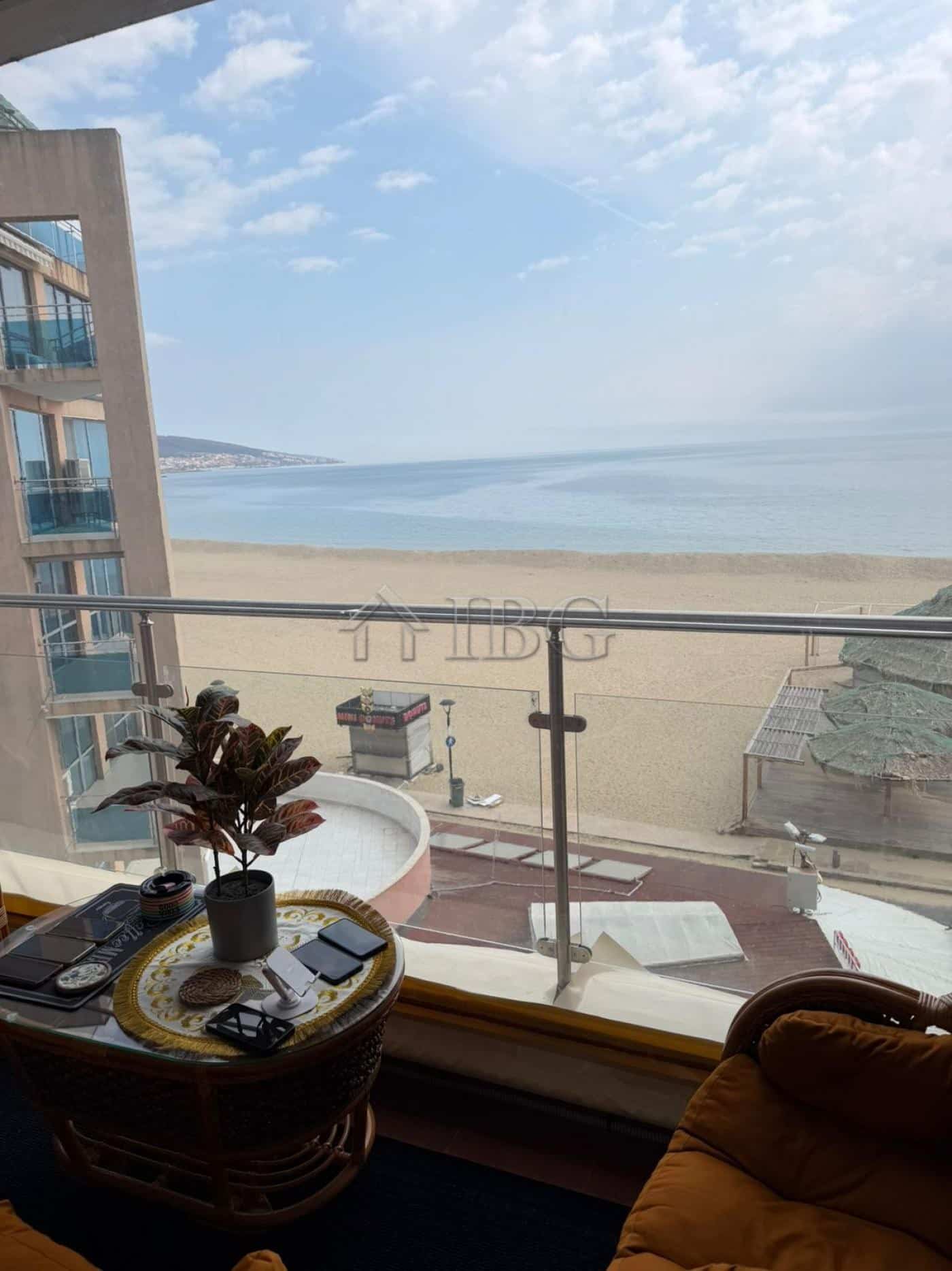 Beachfront 1-Bedroom Apartment with stunning sea views in Sunny Beach, Bulgaria. Perfect for a seasi.
