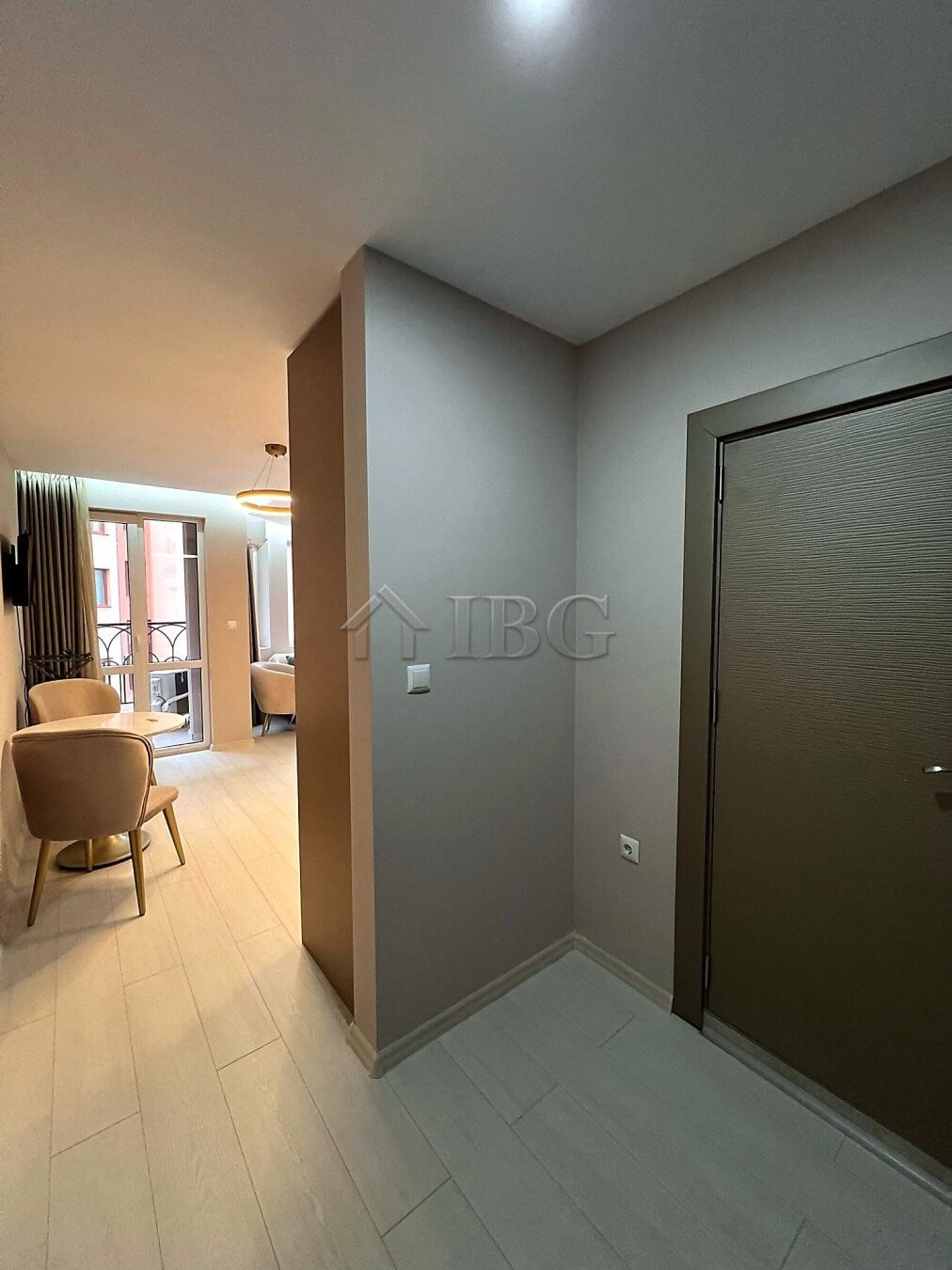 Furnished studio with balcony in a new complex at Sunny Beach, featuring contemporary decor and spac.