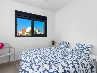 Bright 2-bedroom apartment with sea views in Santiago de la Ribera, Murcia, Spain.