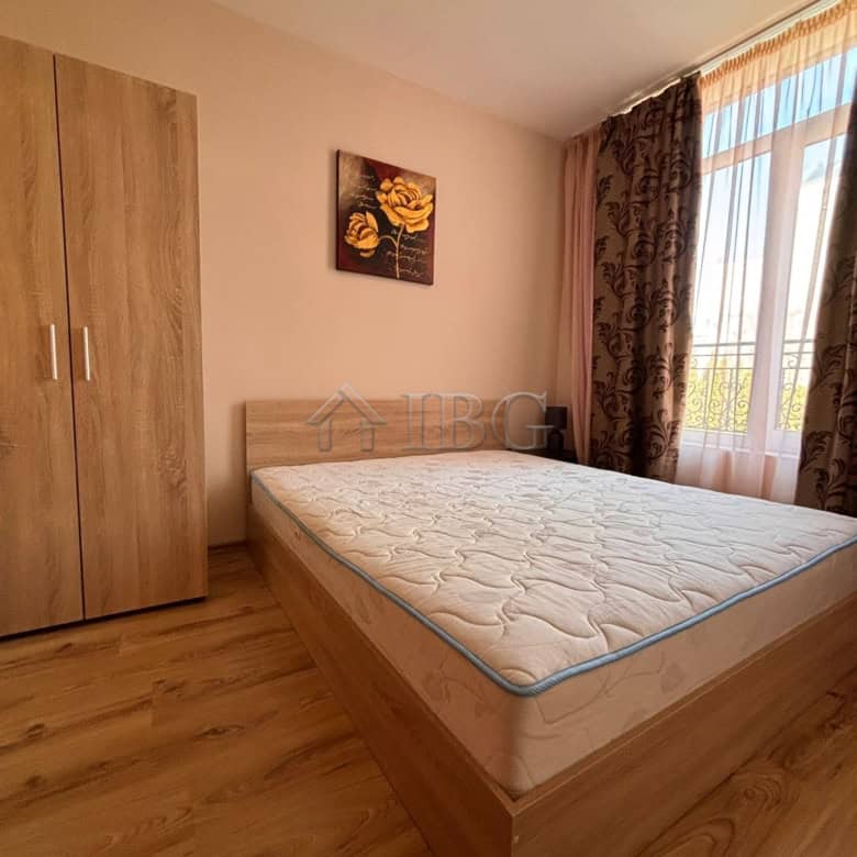 Bright 1-bedroom apartment with 2 bathrooms in Dawn Park, Sunny Beach, perfect for comfortable livin.