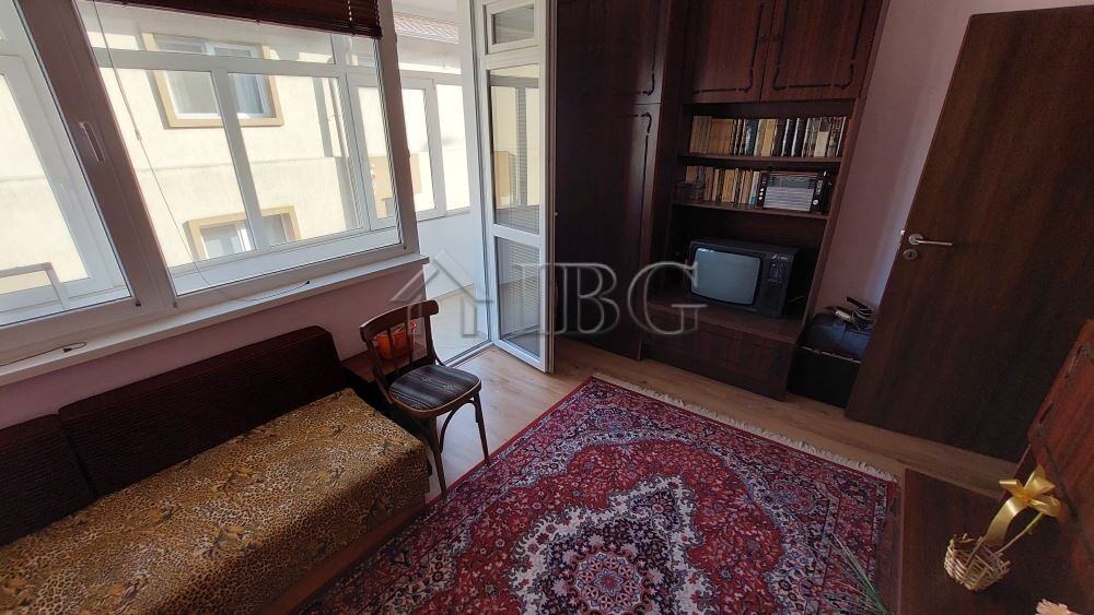 Spacious family house with 3 bedrooms and 2 bathrooms located in Burgas' newest district, Meden Rudn.