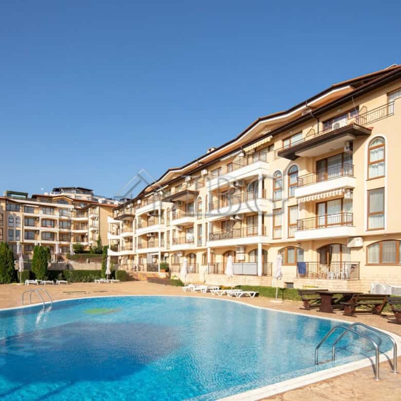 Apartment in Aqua Dreams Sveti Vlas with pool view and modern amenities.