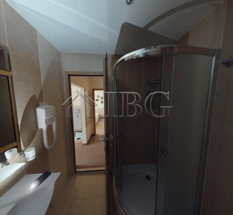 Modern one-bedroom apartment bathroom in Avalon, Sunny Beach.