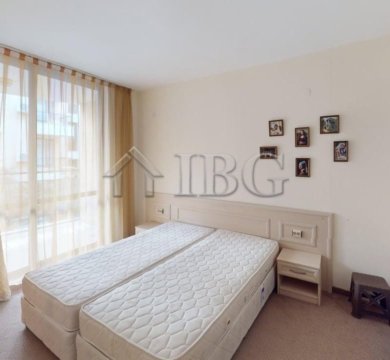 Bright one-bedroom apartment in Avalon, Sunny Beach with large windows and natural light.