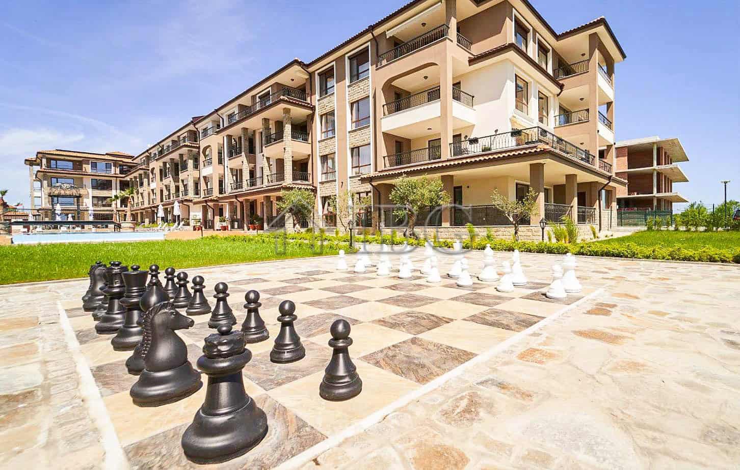 Sea view 1-bedroom apartment in Burgas Beach Resort 2, Sarafovo, Bulgaria.
