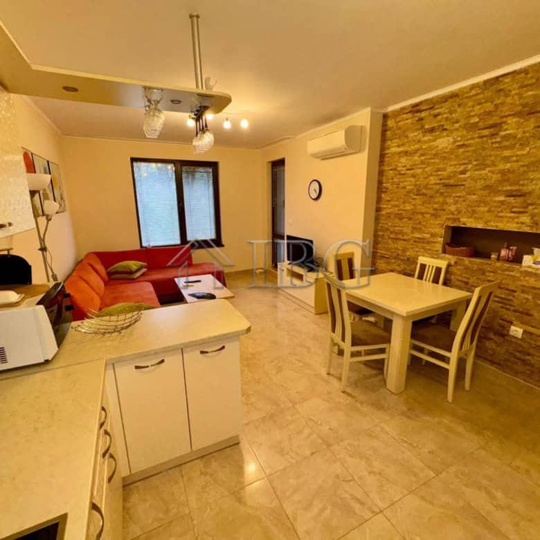 Spacious apartment with modern furnishings in Esteban Complex, Nessebar, offering comfort and style.