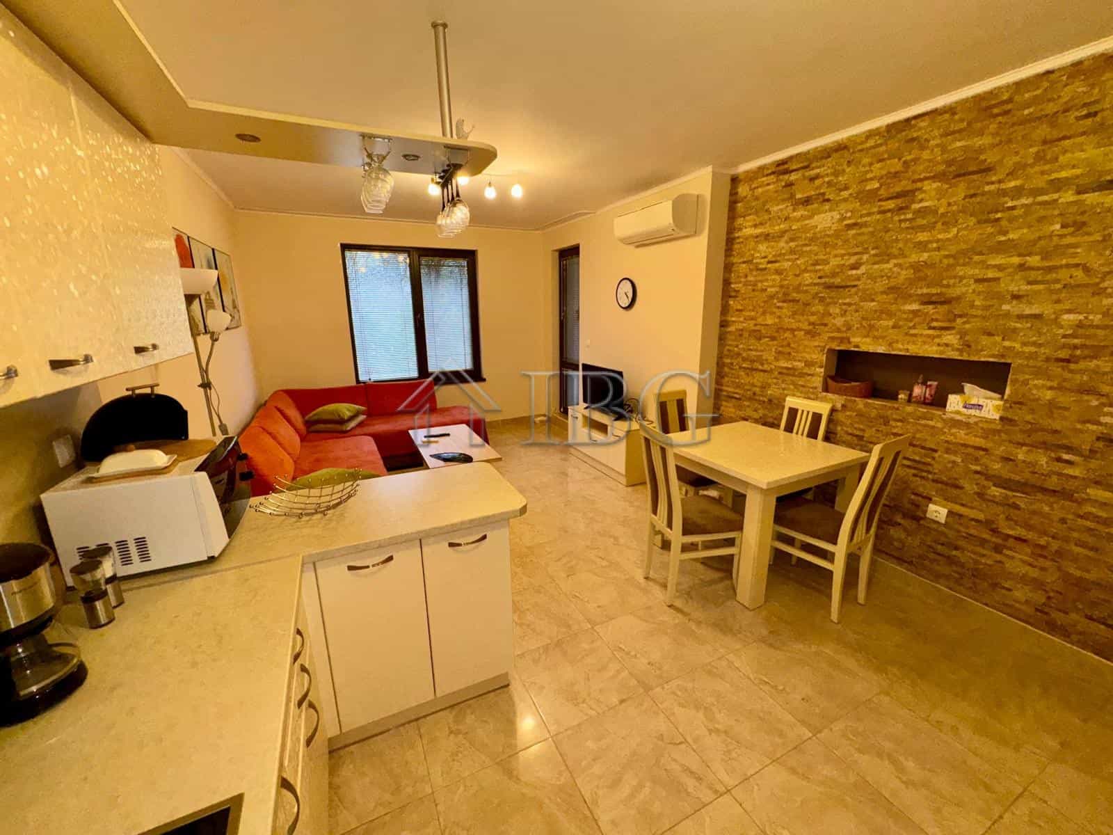 Spacious apartment with modern furnishings in Esteban Complex, Nessebar, offering comfort and style.