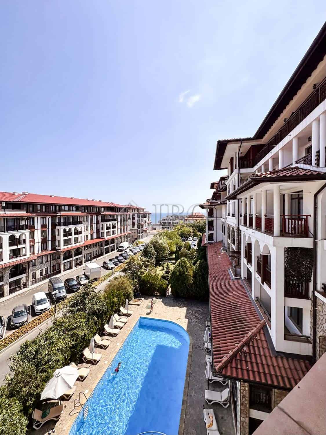 Sea view 2-bedroom apartment with pool access in Sveti Vlas, Bulgaria.