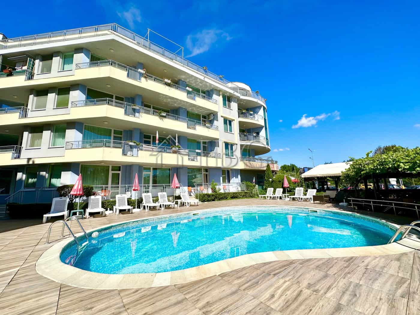 Bright 1-bedroom apartment with pool access in Sunny Beach, perfect for vacation or investment.