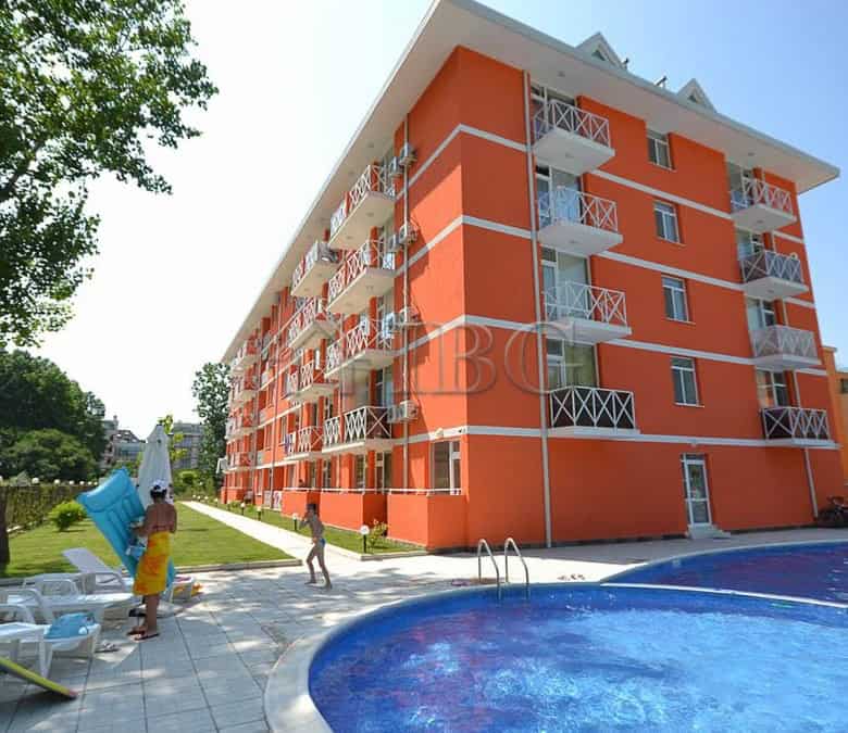 Modern duplex apartment with spacious balconies in Gerber Residence 3, Sunny Beach.