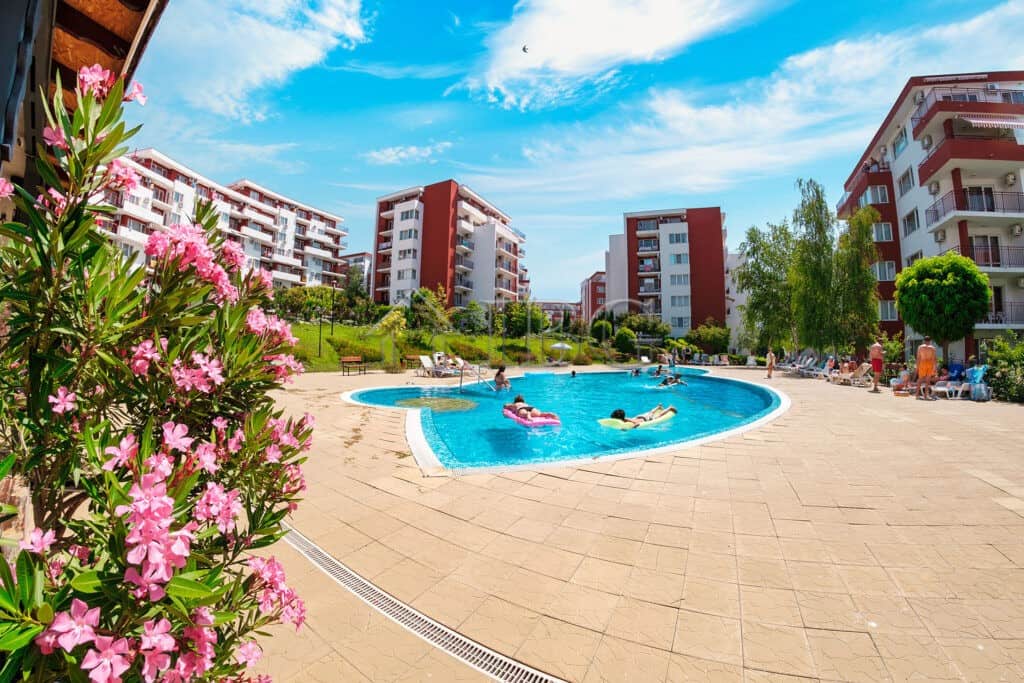 Spacious 2-bedroom apartment with stunning marina views in Sveti Vlas, perfect for comfortable livin.