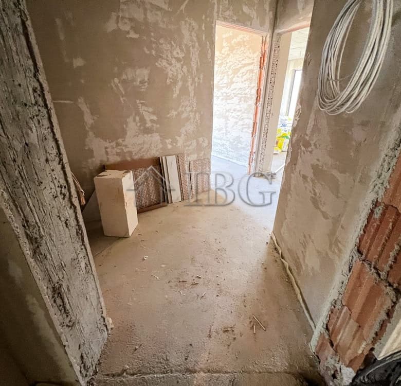 Apartment with lake view, under construction, in Pomorie's new residential building.