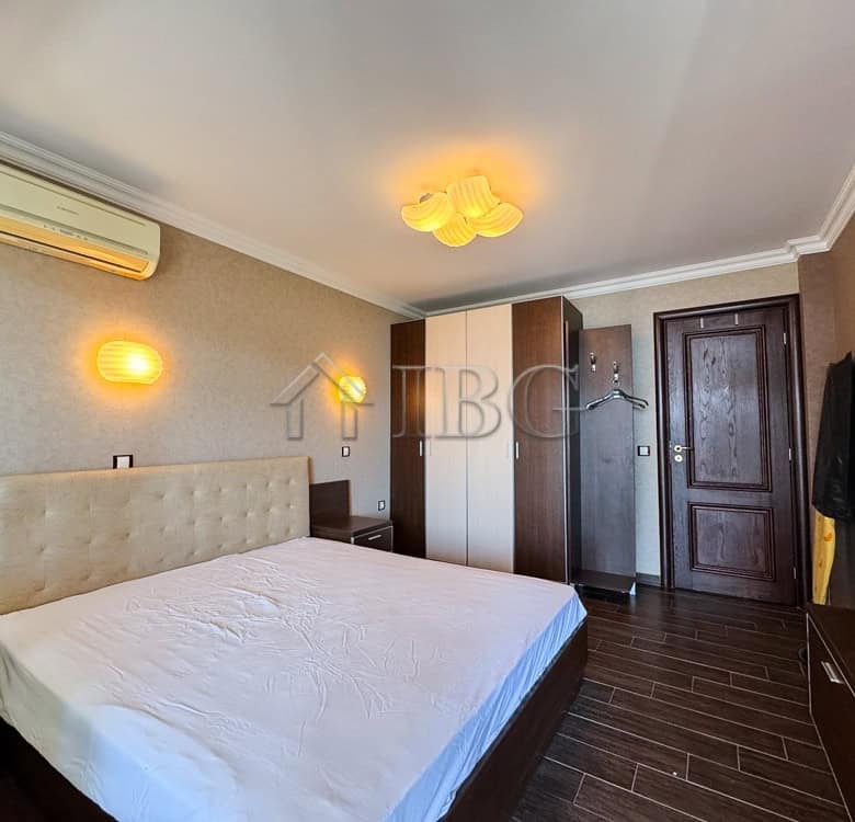 Comfortable 1-bedroom apartment with sea views in Sveti Vlas, Bulgaria. Perfect for relaxing holiday.