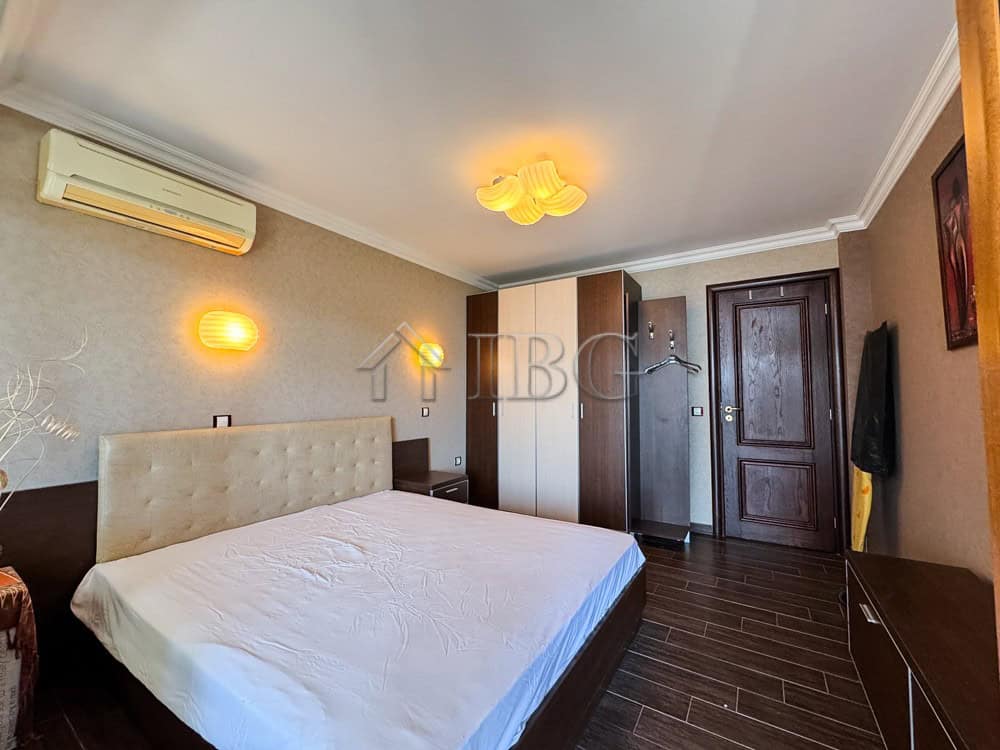 Comfortable 1-bedroom apartment with sea views in Sveti Vlas, Bulgaria. Perfect for relaxing holiday.