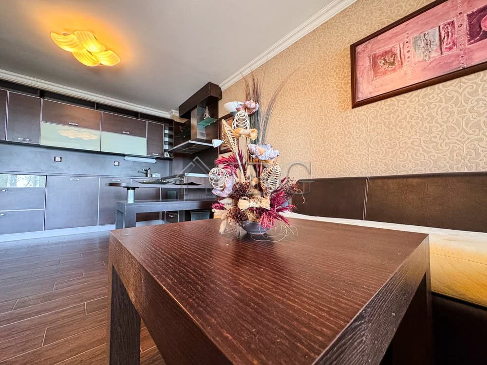 Spacious 1-bedroom apartment with sea views in Sveti Vlas, Bulgaria, perfect for seaside living.
