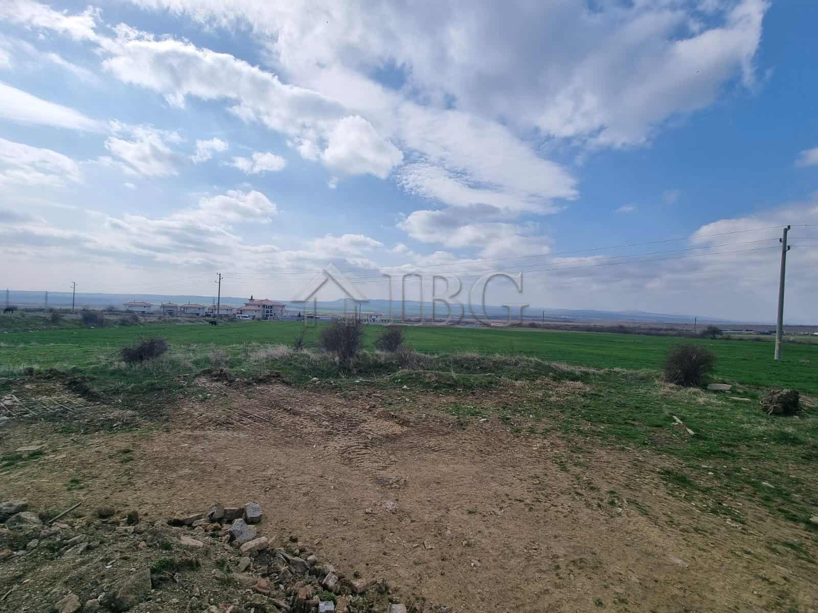 Land plot for sale in Kosharitsa with scenic views and fertile soil. Perfect for building a dream ho.