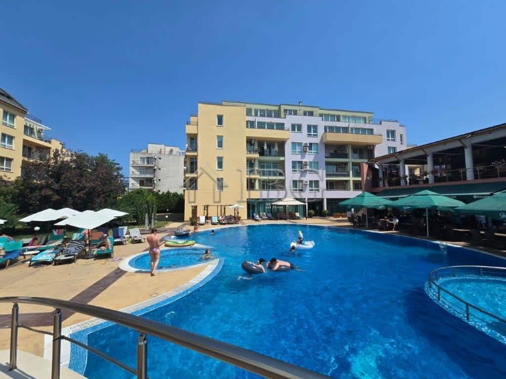 Modern 2-room apartment with pool view at Pollo Resort, Sunny Beach Bright apartment with pool view at Pollo Resort, Sunny Beach, Bulgaria.