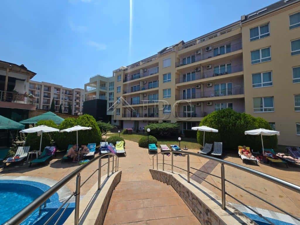 Modern 2-room apartment with pool view at Pollo Resort, Sunny Beach Apartment with pool view and balcony in Pollo Resort, Sunny Beach.