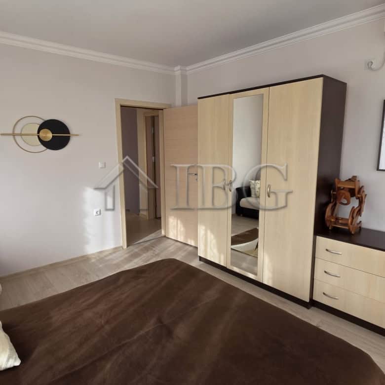 Elegant bedroom with modern furnishings in Victoria Hill, Pomorie.