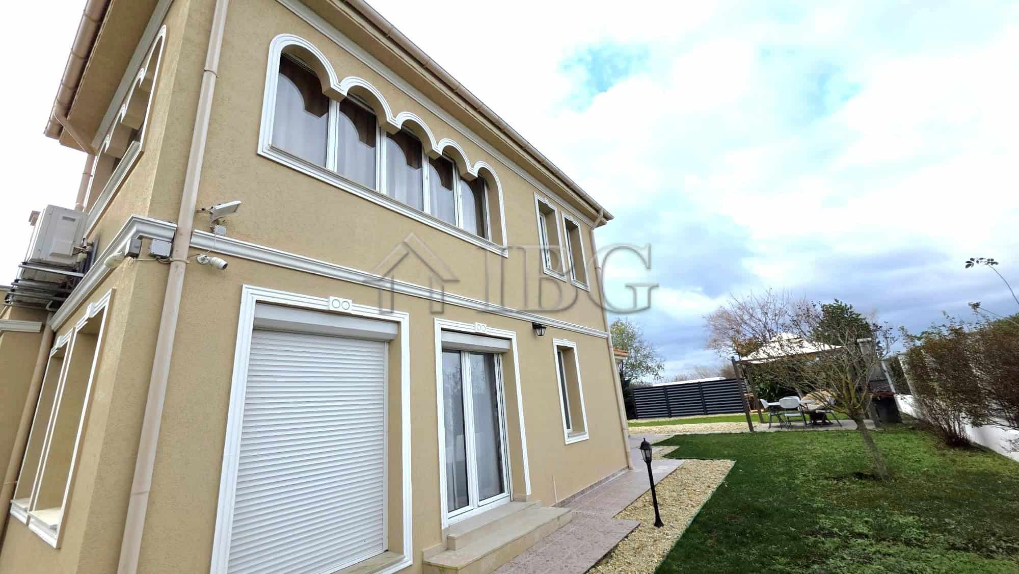 Elegant luxury villa with modern design in Victoria Hill, Pomorie, Bulgaria.