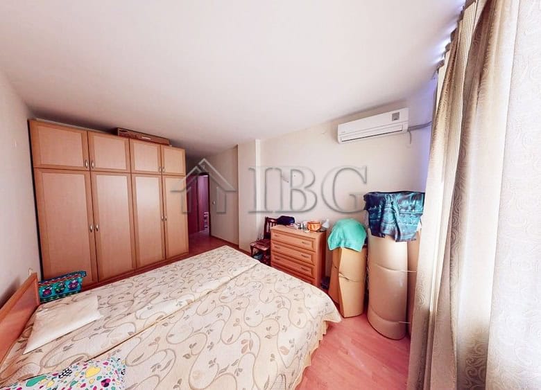 Bright 1-bedroom apartment in Sunset Beach 2 Complex, Sunny Beach, Bulgaria. Perfect for holiday or.