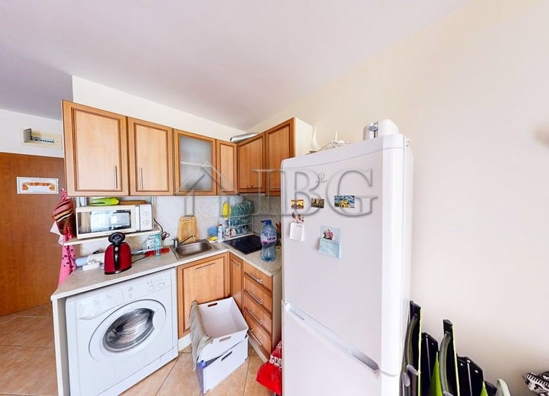 Interior view of a 1-bedroom apartment in Sunset Beach 2, Sunny Beach.