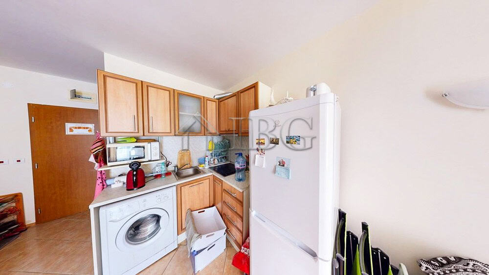 Interior view of a 1-bedroom apartment in Sunset Beach 2, Sunny Beach.