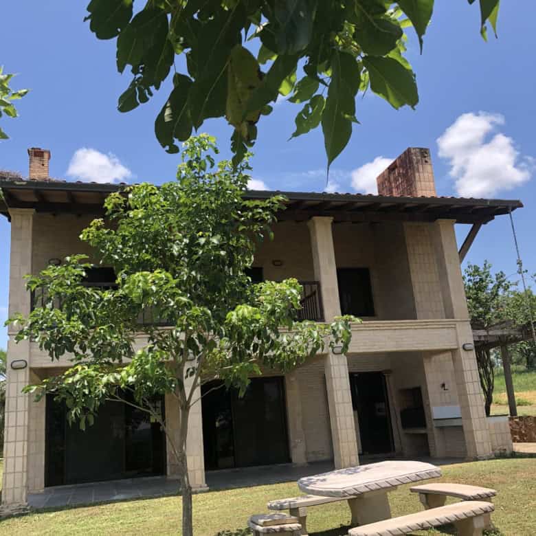 Spacious 4-bedroom house at Carlos Franco Golf and Country Club, Arroyos y Esteros, Paraguay. Perfec.