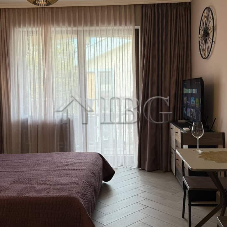 Comfortable studio apartment with modern furnishings in Valencia Gardens, Nessebar. Perfect for rela.