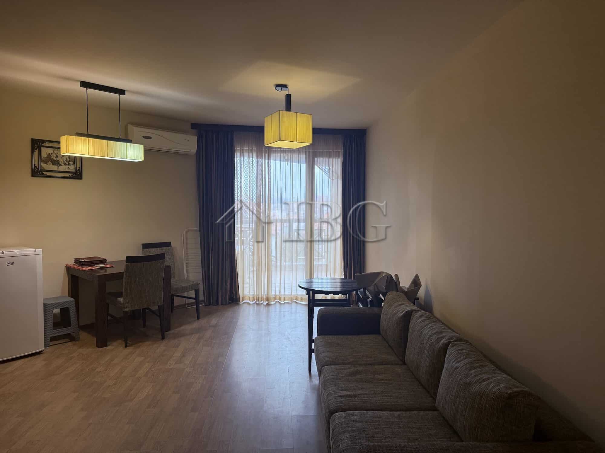 Spacious Studio in Chairite Complex Modern studio apartment in Chairite Complex, Kosharitsa, with bright living space and comfortable fu.