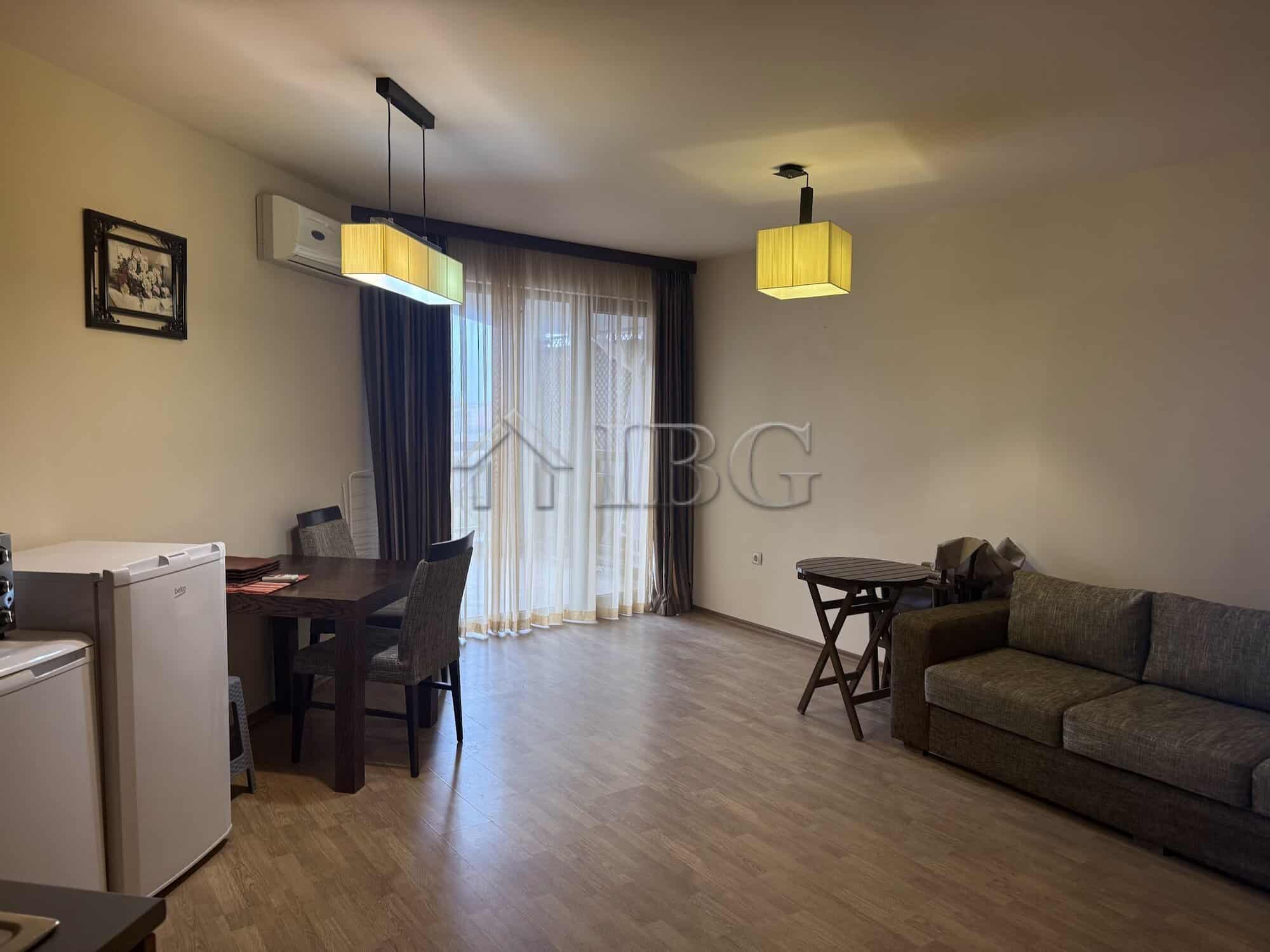 Cozy Studio in Kosharitsa Complex Comfortable studio apartment in Chairite complex, Kosharitsa, Bulgaria. Perfect for relaxing stays a.
