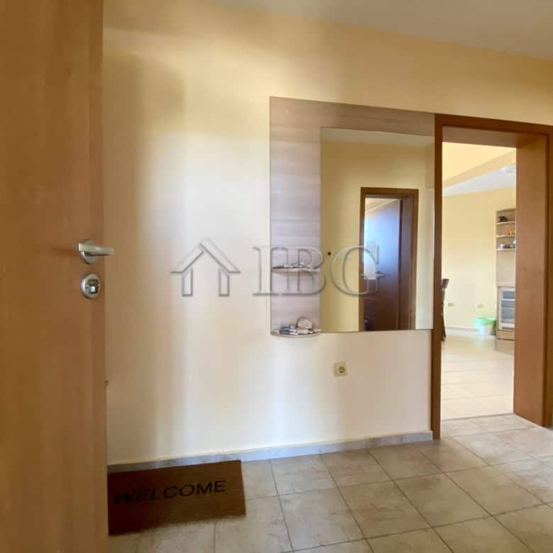 Bright one-bedroom apartment overlooking the pool in Chateau Del Mar, Sunny Beach.