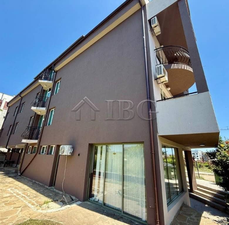 Ground-floor apartment close to beach and shopping in Ravda, Bulgaria. Ideal investment property wit.