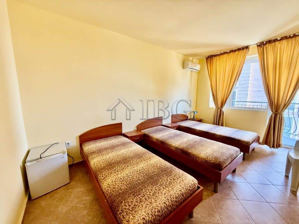 Cozy studio apartment in Ravda close to LIDL and the beach, ideal for investment.