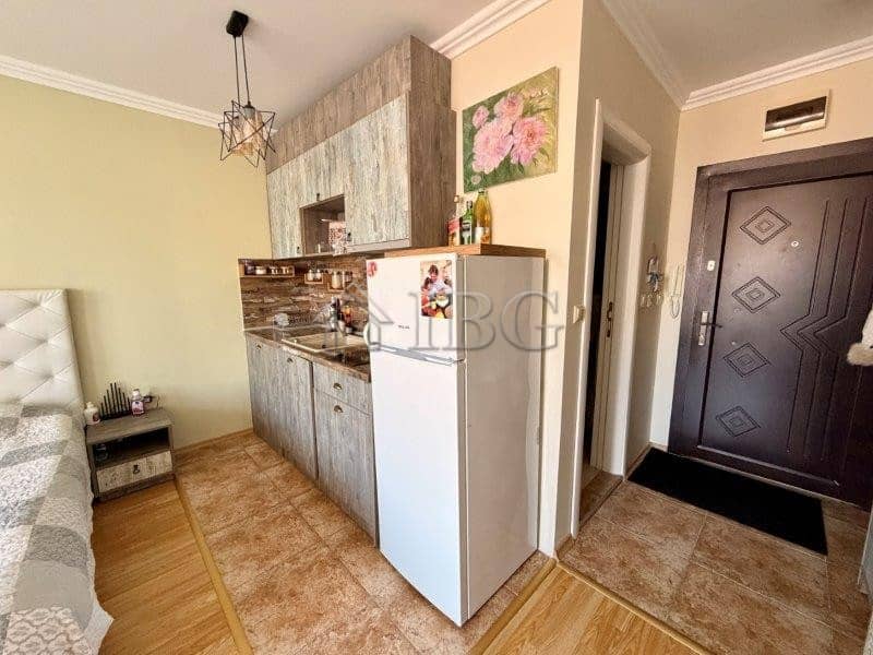 Cozy studio apartment with balcony located in Melia Resort 6, Nessebar, just 5 minutes from the beac.