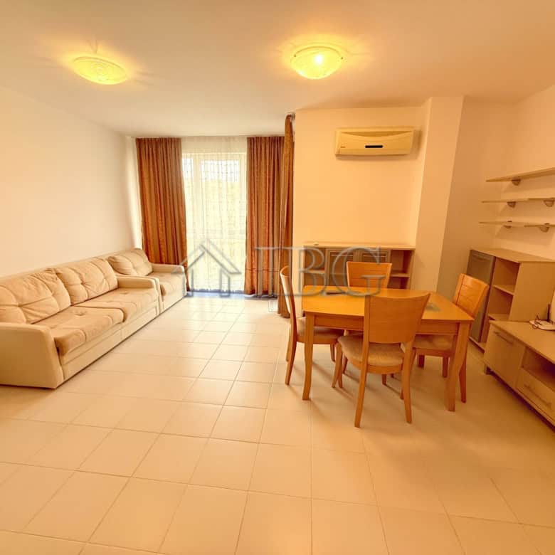 Apartment with mountain view in Sveti Vlas, Bulgaria, featuring a spacious living area and modern fu.