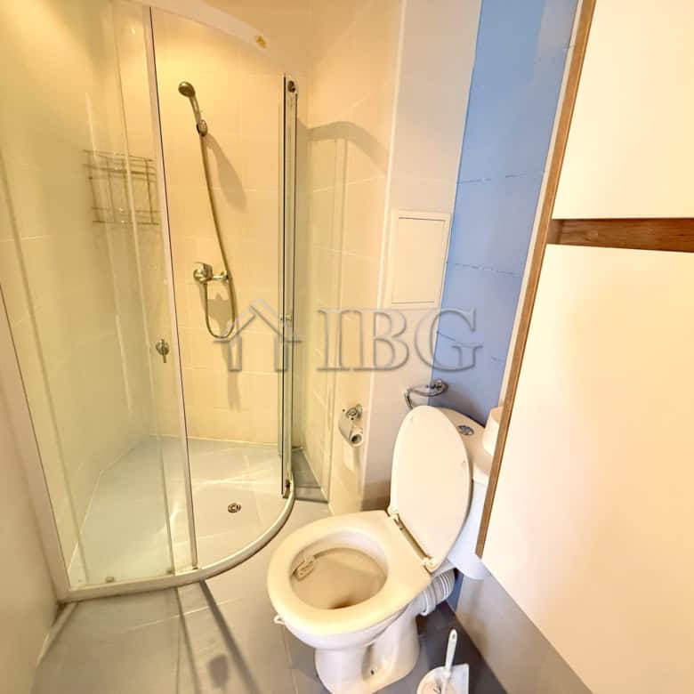 Bright bathroom with shower in Butterfly Complex, Sveti Vlas.