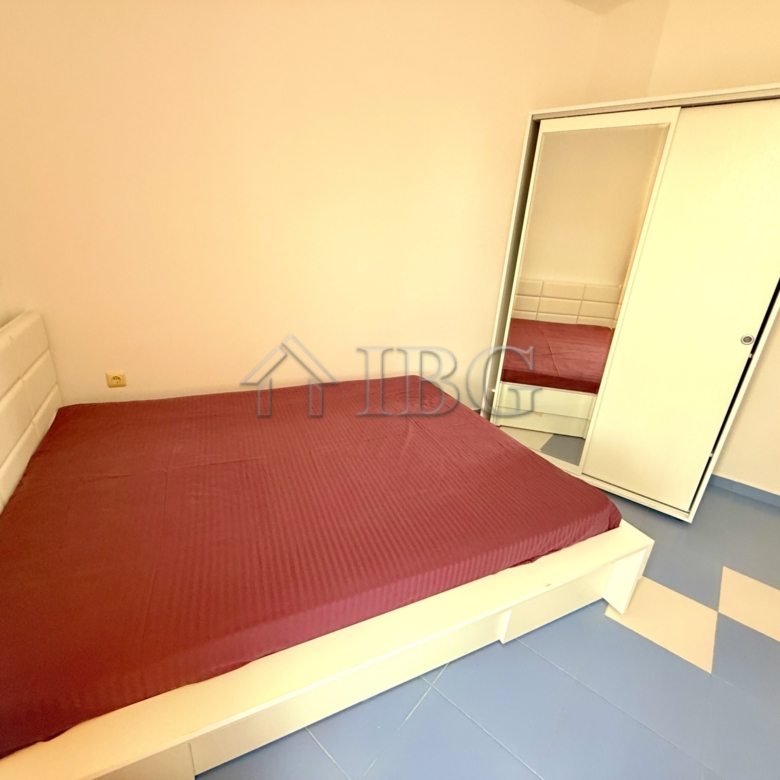 Comfortable one-bedroom apartment with mountain views in Butterfly Complex, Sveti Vlas.