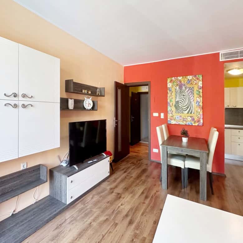 Bright 2-bedroom apartment in Peter House Complex, Sunny Beach, with stylish living area and open ki.